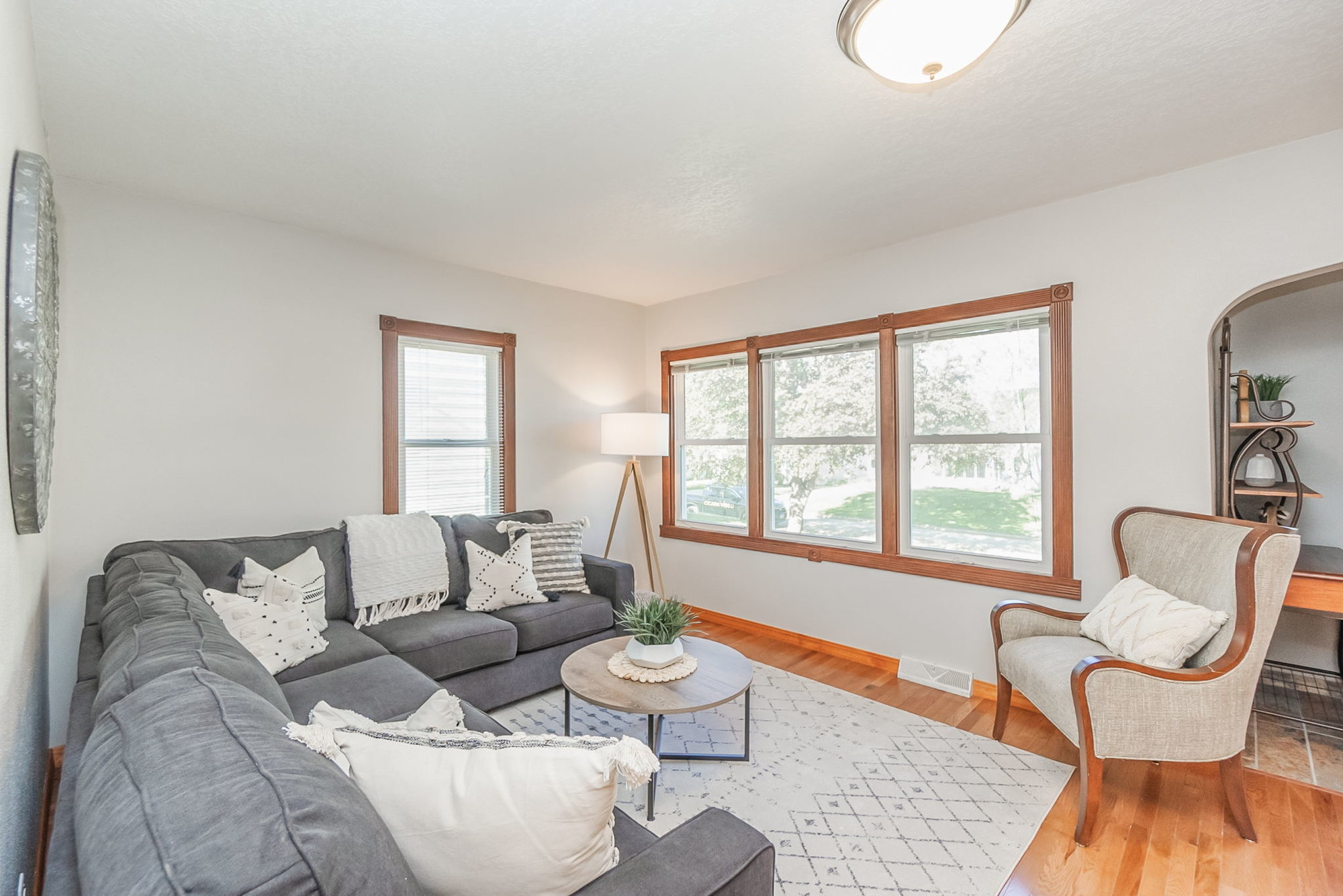 Picture Perfect Move In Ready Waterloo Home